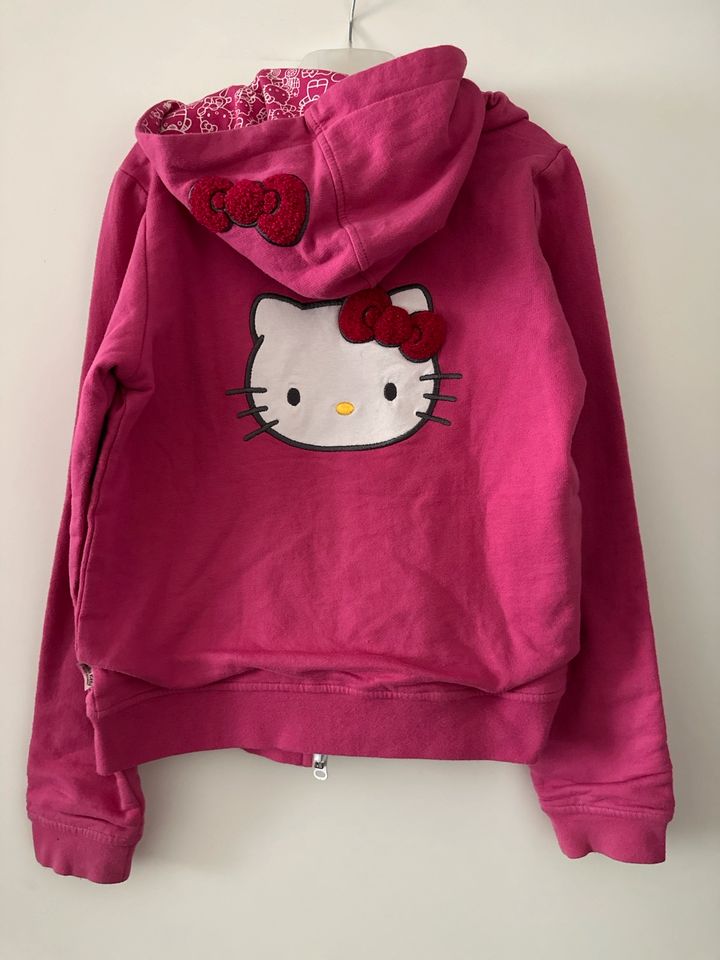 Hello Kitty Victoria Couture Wendejacke Hoodie Gr 146 Barbie Pink in München