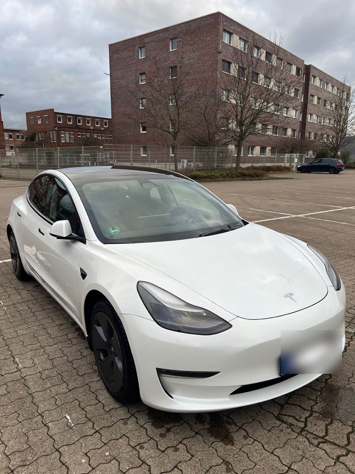 Tesla Model 3 LR Long Range AWD Dual Motor LETZTE CHANCE!!!! in Hannover