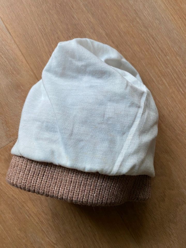 Baby Mütze Handmade Braun Zipfel Wolle Neuwertig in Bonn