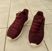 bordeauxfarbenen Sneaker Freizeitschuhe Adidas 39,5 Kr. München - Neubiberg Vorschau