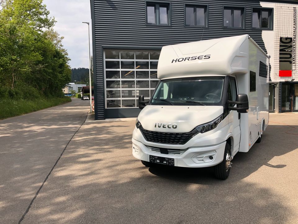 RJH IVECO Daily Pferdetransporter Wohnung Dusche LKW TOP Automati in Vaterstetten