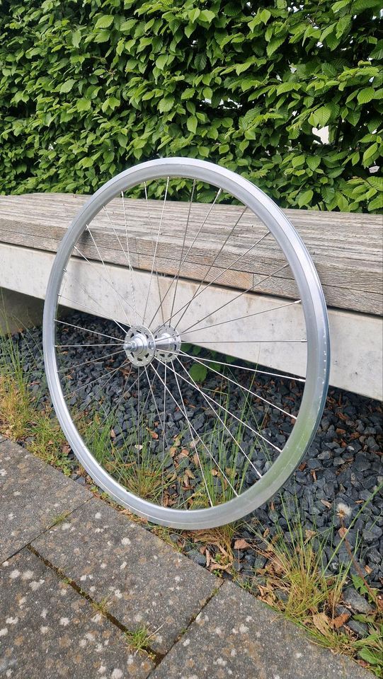 Fixie Vorderrad 32 Speichen, Leicht, Super Lauf in Köln