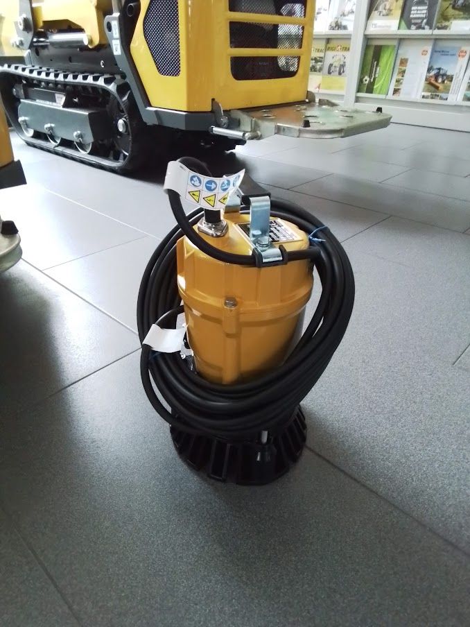 Pumpe Schmutzwasserpumpe Wasserpumpe Wacker Neuson PST2 400 in Grevenbroich