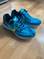 Nike Sportschuhe EU 44/US neun Bayern - Poing Vorschau