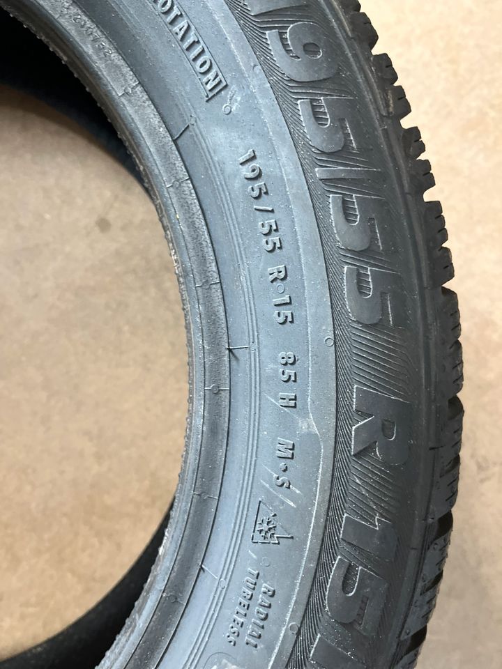 1x Winterreifen Reifen Semperit Speedgrip 2 195/55 R15 85H EK2038 in Marktzeuln