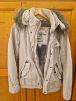 Khujo Winterjacke Gr. XL eher M beige Nordrhein-Westfalen - Erkrath Vorschau