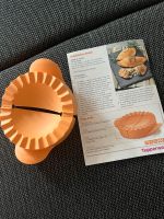 Neu! Tupperware Teig-Falle orange mit Rezept Teigfalle Bayern - Gunzenhausen Vorschau