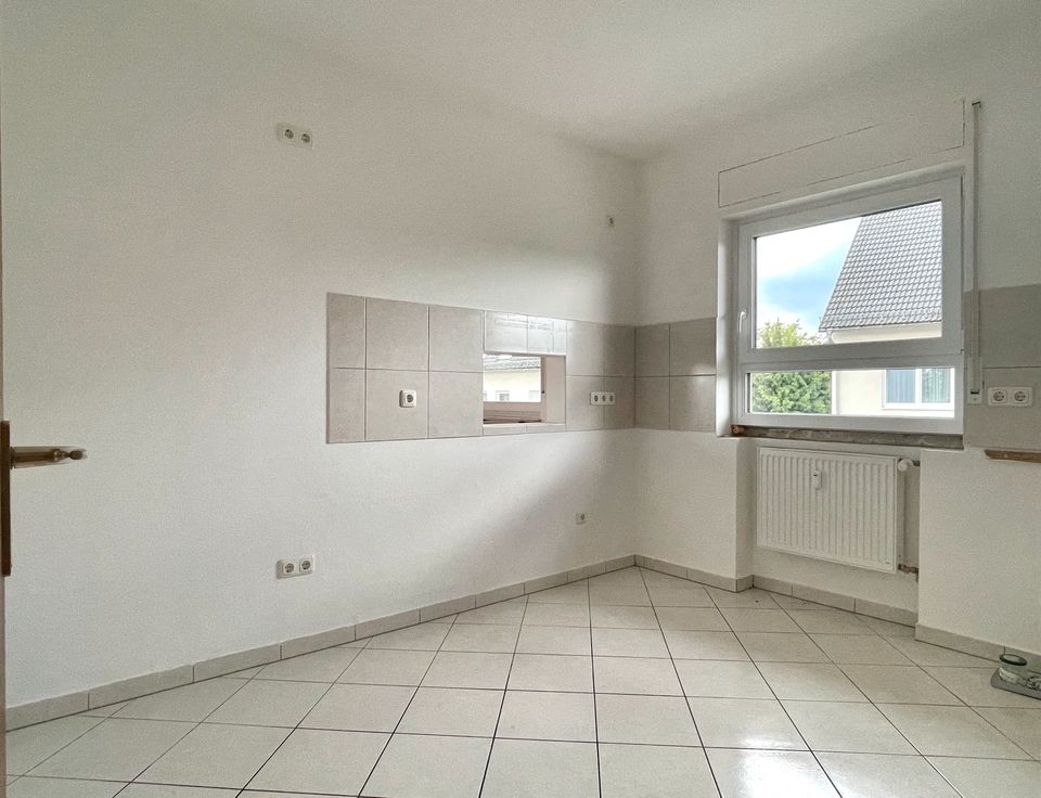 Helle 3-Zimmer-Wohnung in Rosbach Rodheim in Rosbach (v d Höhe)