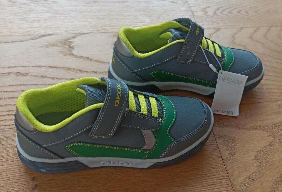 Res. Sneaker Halbschuhe Argonaut Geox neu 33 mit Etikett in  Baden-Württemberg - Köngen | Gebrauchte Kinderschuhe Größe 33 kaufen | eBay  Kleinanzeigen ist jetzt Kleinanzeigen