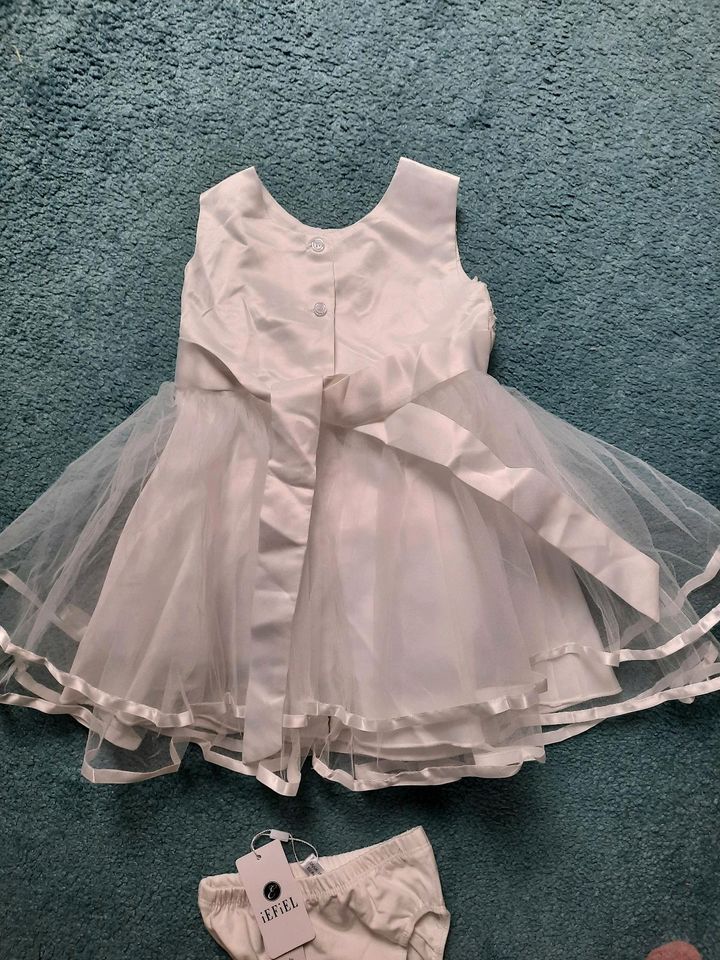 Taufkleid weiß 86/92 neu in Ilmtal-Weinstraße