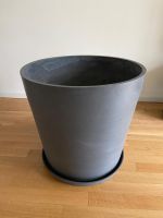 Ecopots Amsterdam grau Blumentopf & Untersetzer, Durchmesser 60cm Wandsbek - Hamburg Tonndorf Vorschau