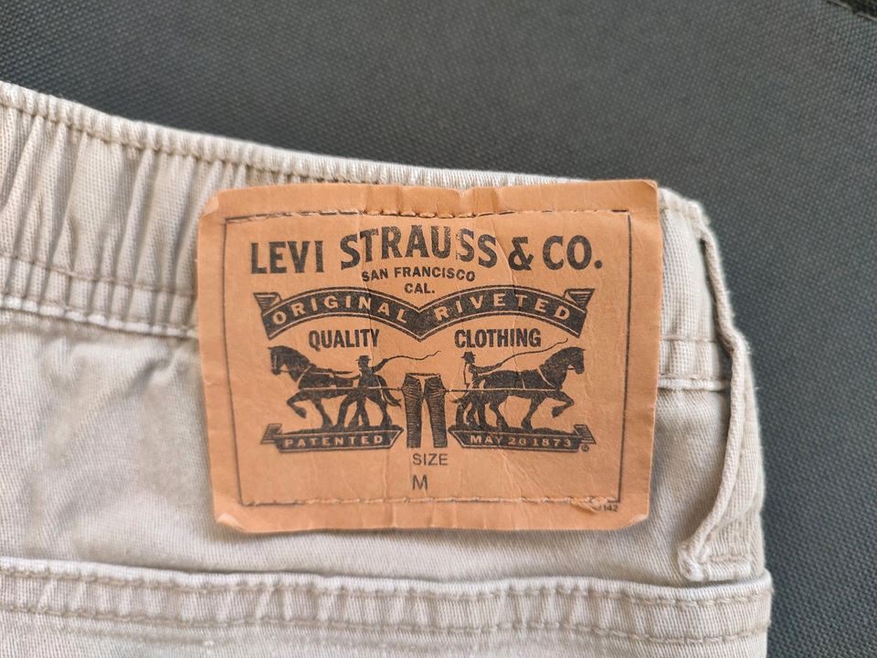 LEVIS Jogger Jeans  Gr. 150-152 - Top in Werneuchen