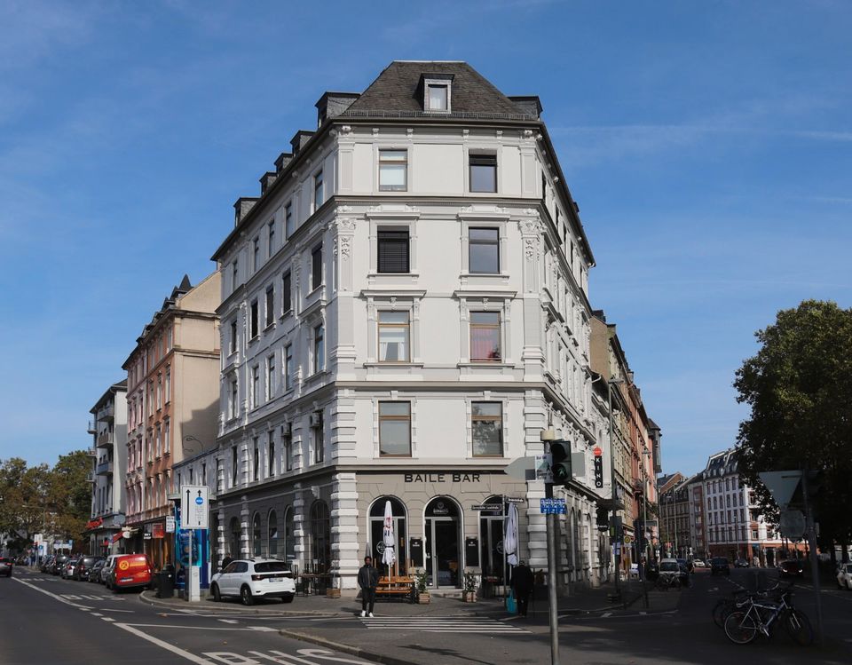 Um diese WG werden Sie beneidet - Top moderne WG-Wohnung in Sachsenhausen! in Frankfurt am Main