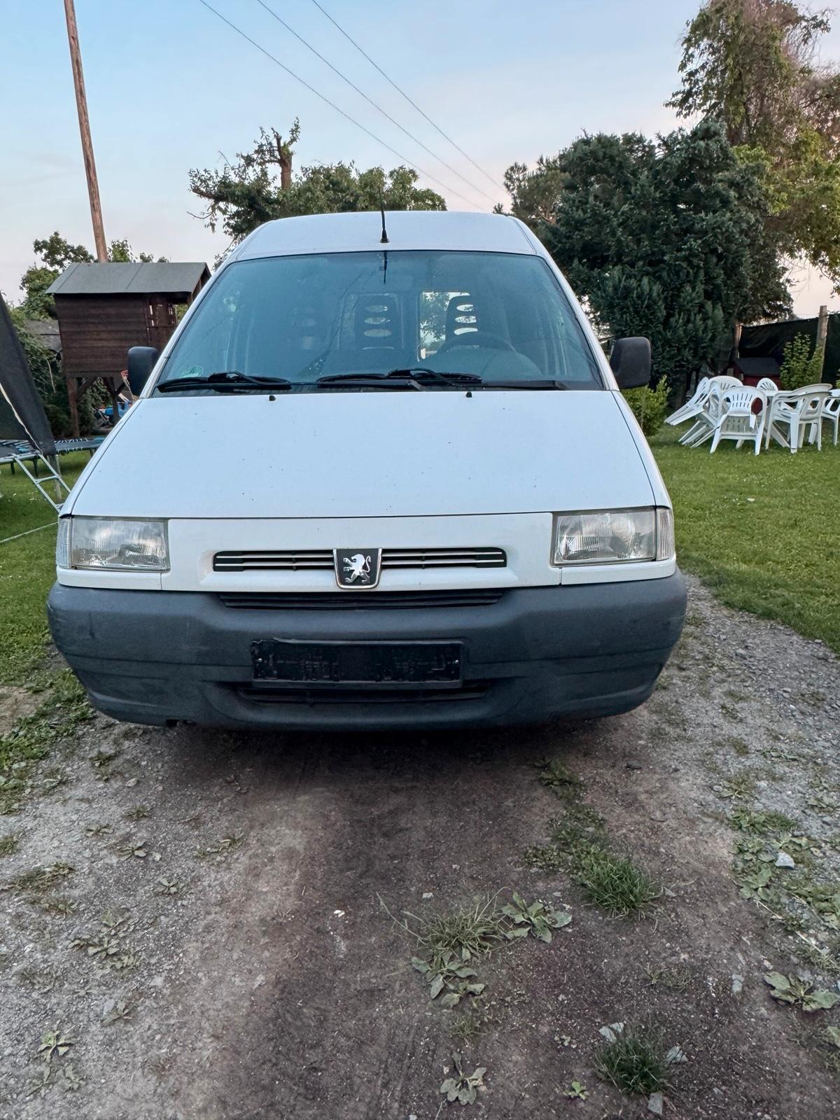 Abbildung des Autos Peugeot Expert