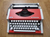 Schreibmaschine Vintage Unis, tbm de Luxe aus Jugoslavien Leipzig - Kleinzschocher Vorschau