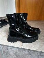 Schwarze Lackstiefeletten Bayern - Kirchehrenbach Vorschau