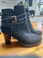 Schuhe neu - Hohe Stiefeletten - Größe 40 Baden-Württemberg - Rot an der Rot Vorschau