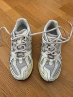 New Balance Sneaker - super Trend - weiss/bunt - 40 - wie neu München - Sendling Vorschau