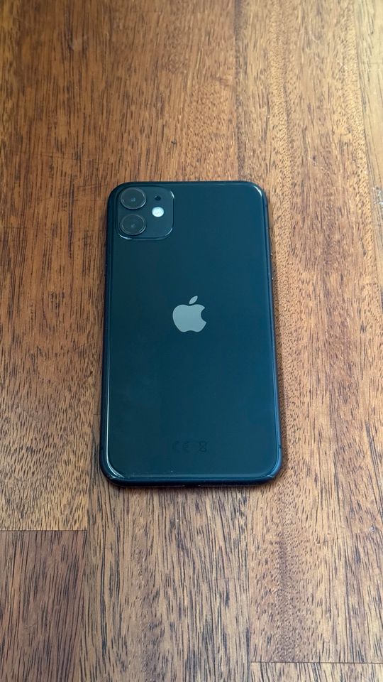 iPhone 11 schwarz 64GB in Hamberge Holstein
