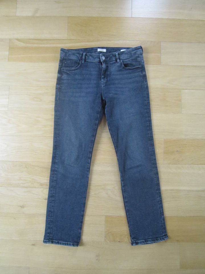 ❤️ ESPRIT schwarze Jeans Straight. Gr. 31 Länge 32 neuw. ❤️ in Neuss