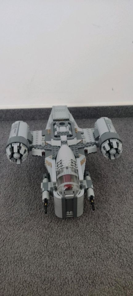 Lego Star wars razor crest 75292 in Oldenburg