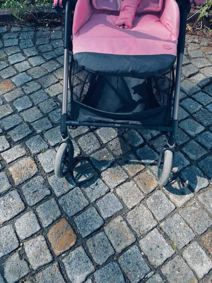 Buggy Kinderwagen CYBEX MELIO TPE magnolie in Chemnitz