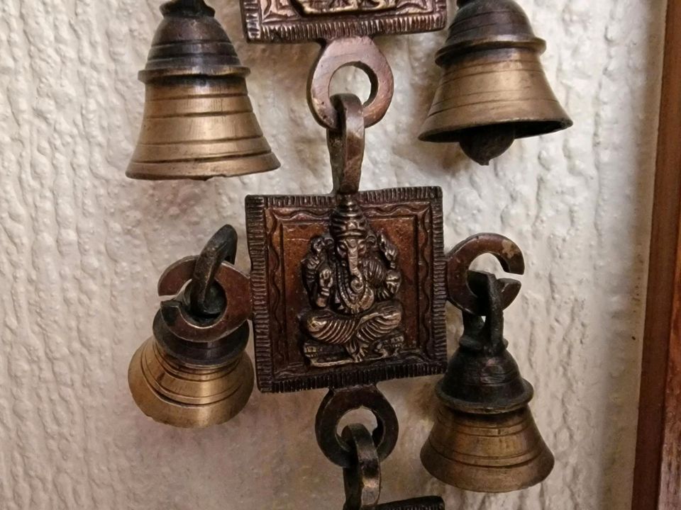 Glockenspiel "Ganesha" (Vollmessing) in Newel