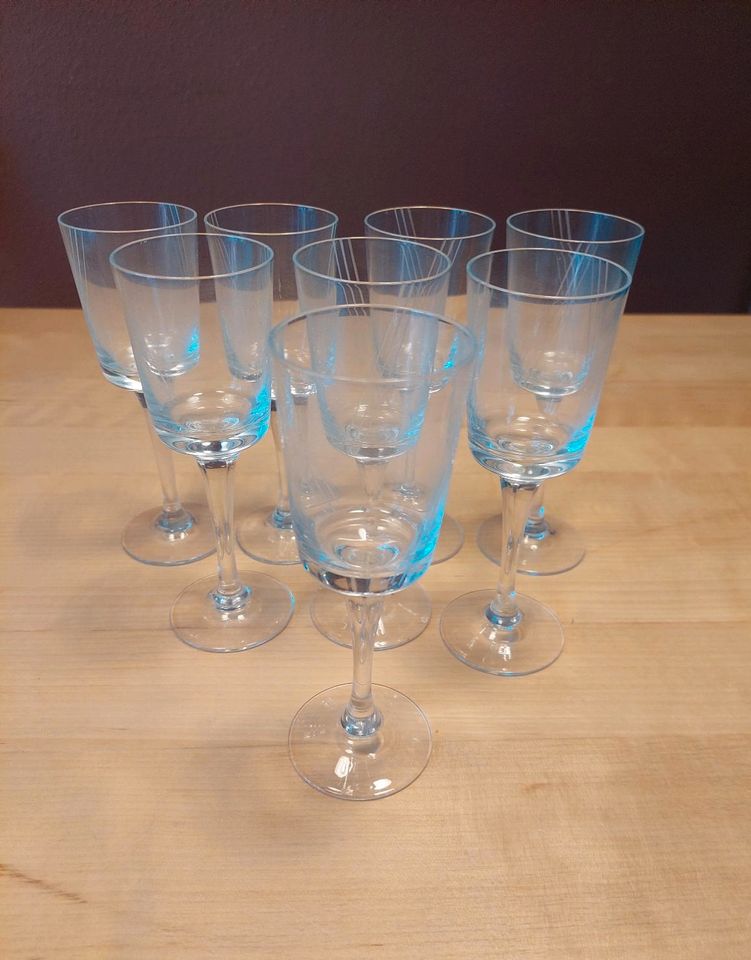 8 kleine Gläser / Sherryglas / Glas mit Stiel 90ml /9cl von IKEA in Berlin