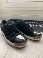 Neuwertig! Adidas Superstars Wildleder 36/ 2|3 mit Metallkappe Bremen - Horn Vorschau