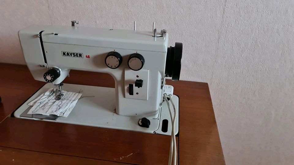 Nähmaschine Kayser in Freren