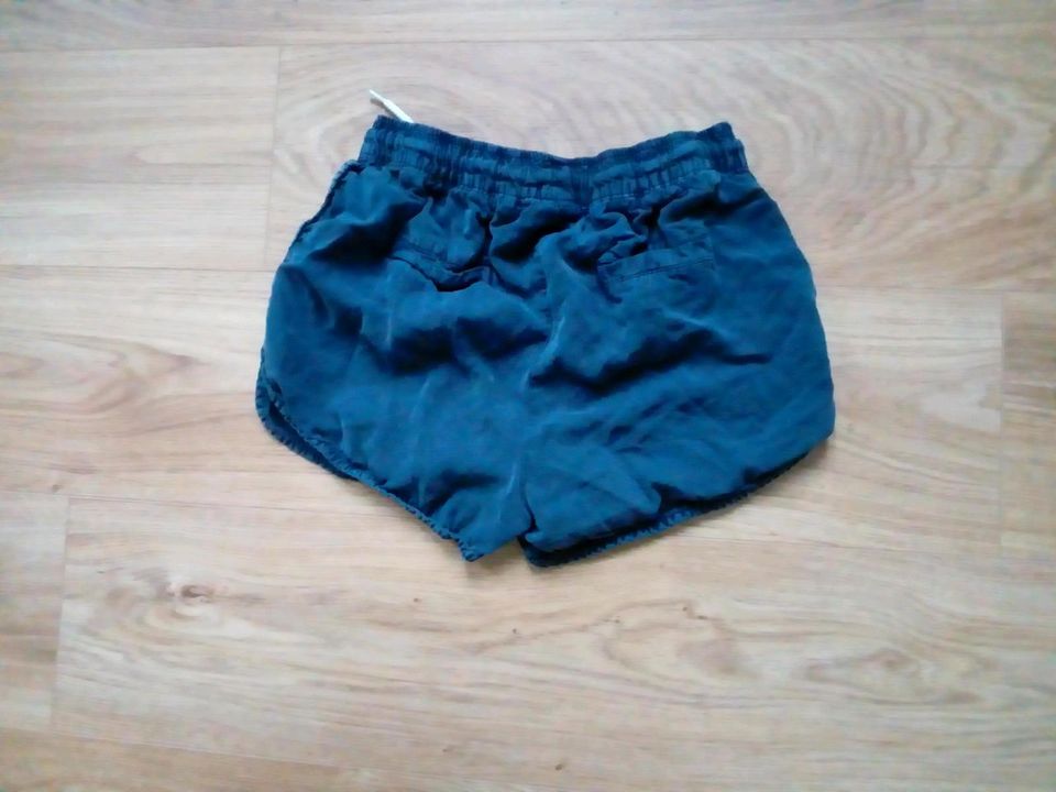 Sommerhose .....Gr.152....2€ in Hildesheim