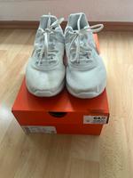 Nike Revolution 6 NN Laufschuhe Turnschuhe weiß Größe 38 wie neu Baden-Württemberg - Böblingen Vorschau