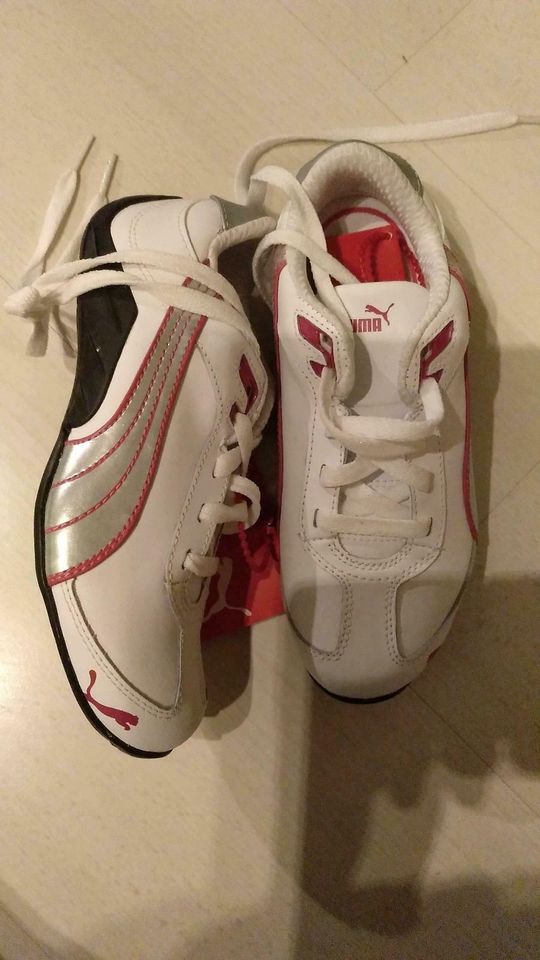 Puma Sneaker, Schuhe, Schnürer, Größe 34, NEU, weiss in Ansbach