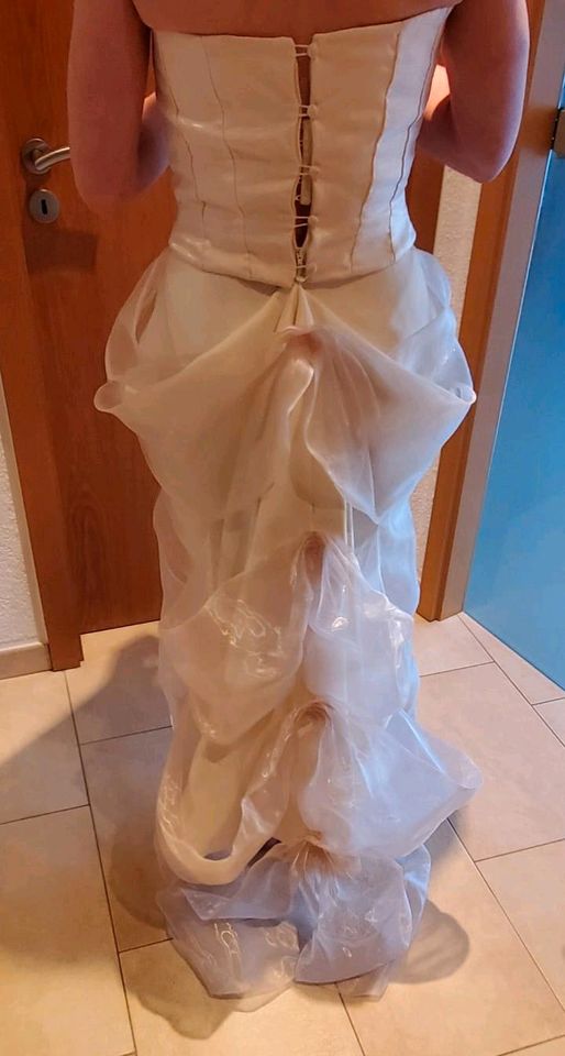 Einzigartiges 2-teiliges Brautkleid in Off-White Gr.38 in Dortmund