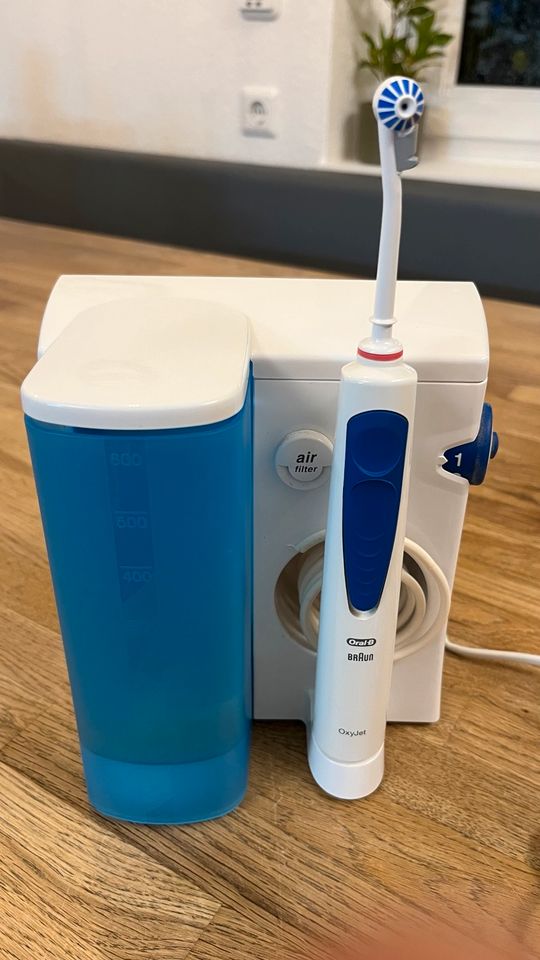 oral-b oxyjet munddusche [defekt] in Fulda