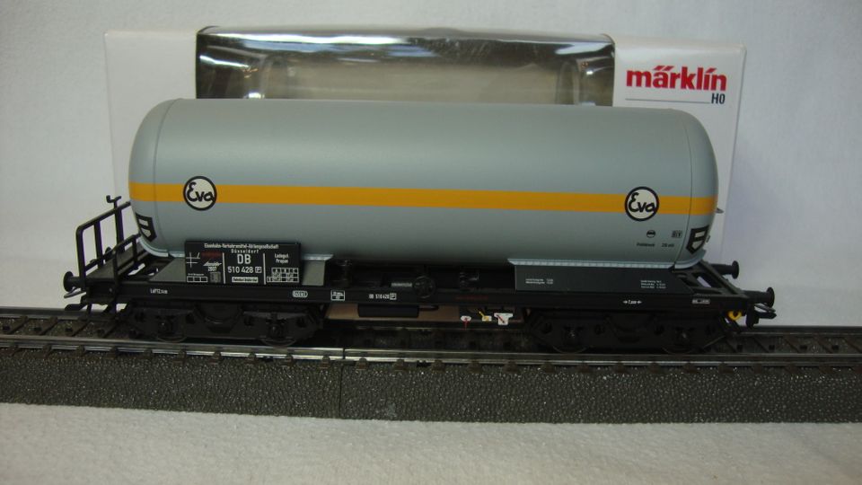 Märklin HO  46523 Stinnes Fanal + 48157 Jahreswagen 2007 in Neu Wulmstorf