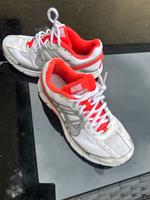 Sportschuhe Bielefeld - Heepen Vorschau