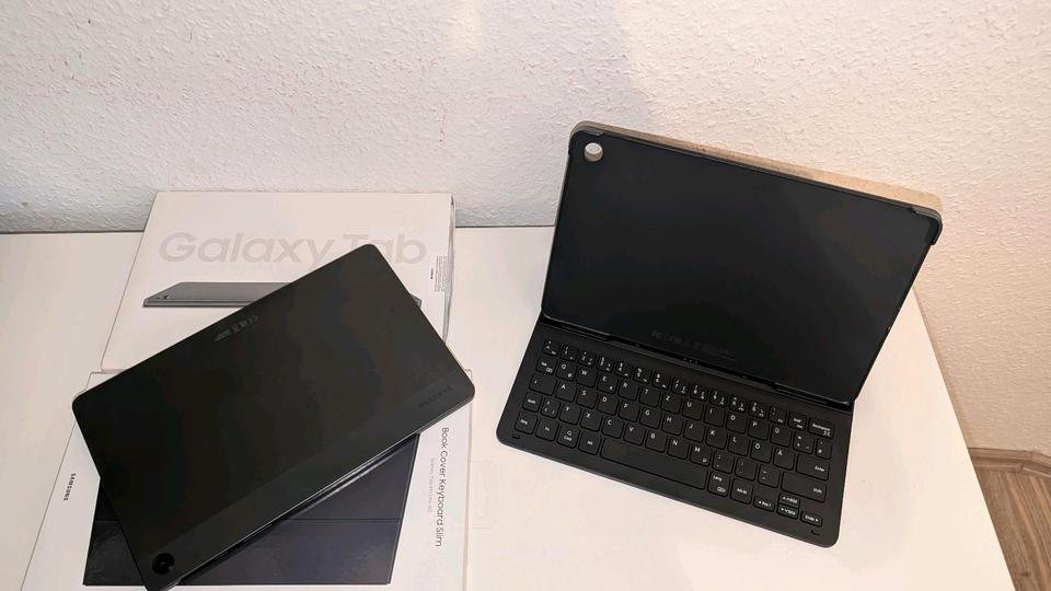 Samsung Galaxy Tab A9+ & Samsung Keyboard Cover & MicroSD 512GB in Wolfsburg