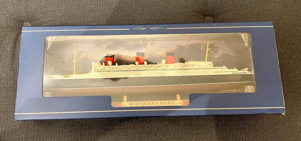 Schiffsmodell RMS Queen Mary neu w in OVP in Lörrach