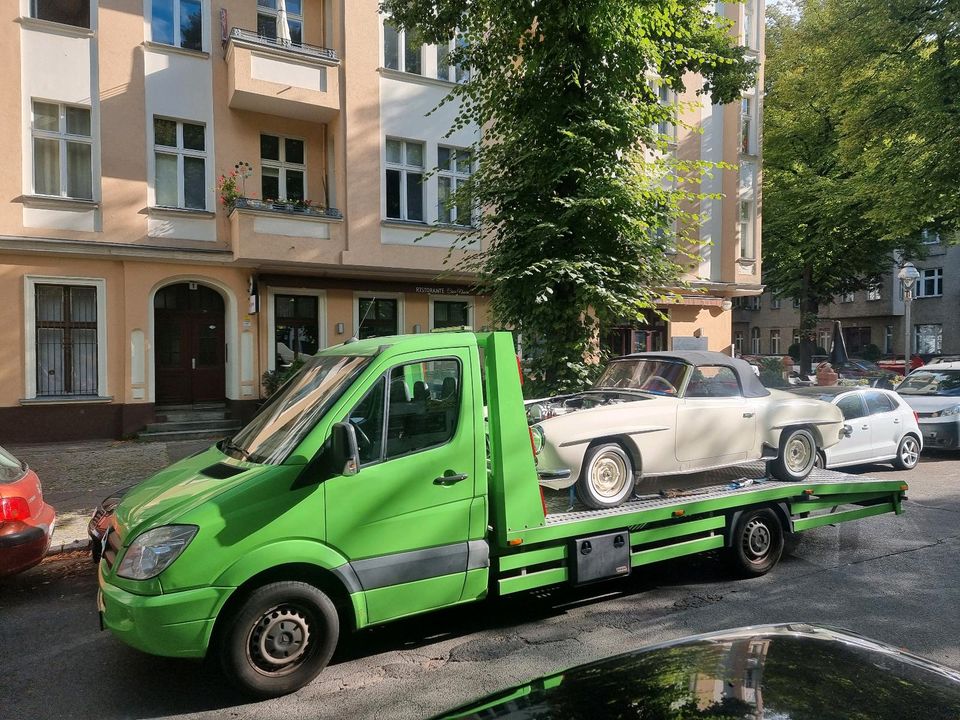 Abschleppwagen Abschleppdienst Überführung Transport in Berlin