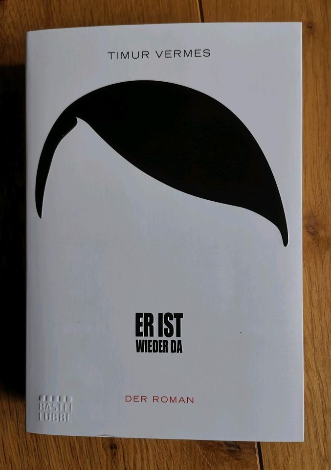 Roman, Timur Vemes: Er ist wieder da (Taschenbuch) in Riesa