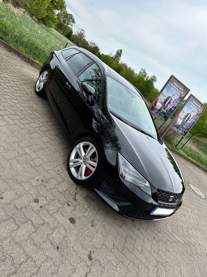 SEAT LEON CUPRA ST 265 PS in Cottbus