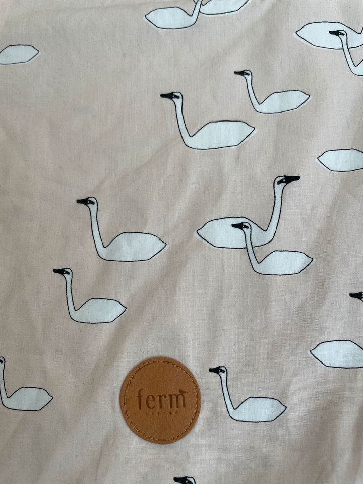 Ferm Living Baby Bettwäsche Schwan rosé in Eltville