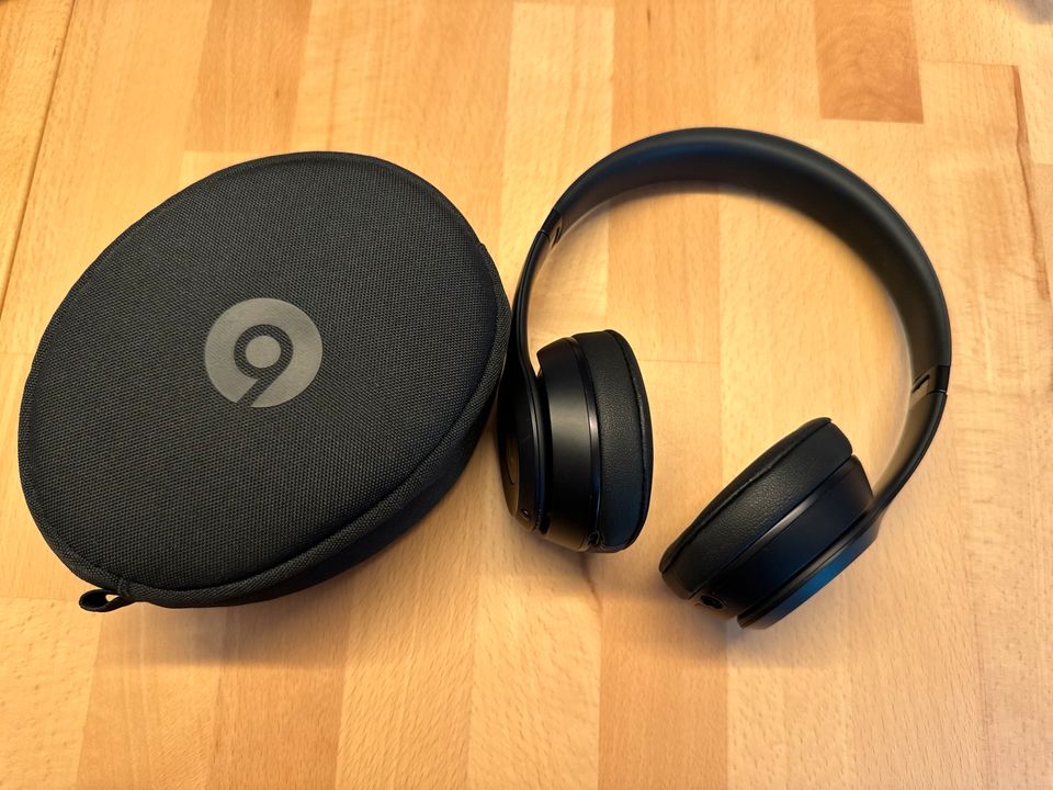 BEATS Solo3, On-ear Kopfhörer Bluetooth Mattschwarz in Essen