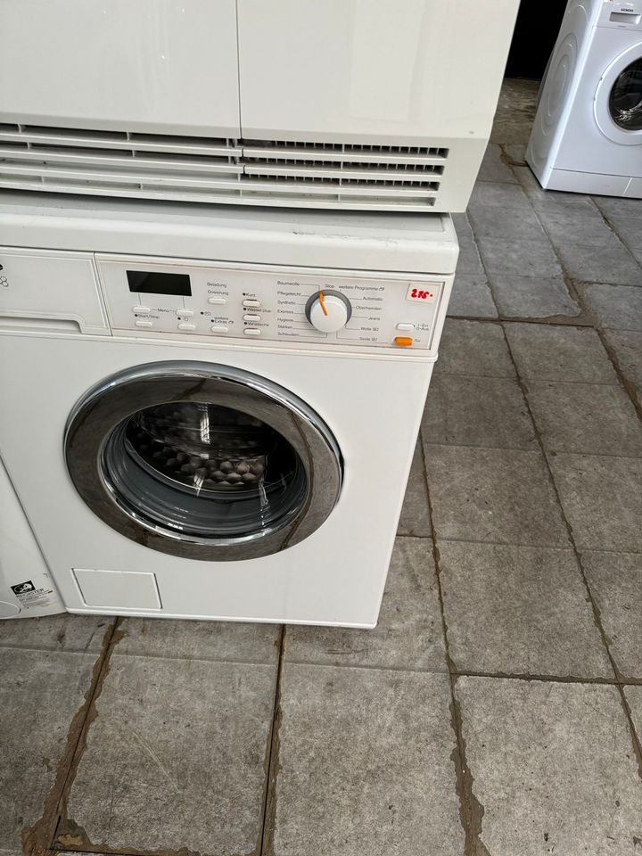 Miele Waschmaschine mit 1400 Umdrehungen in Hamburg