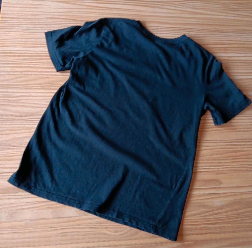 Kinderkleidung Jungen 158 T-Shirt Top Trikot kurzarm schwarz in Oelde