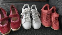 3 Paar Schuhe Mädchen Größe 29 Nordrhein-Westfalen - Bad Driburg Vorschau