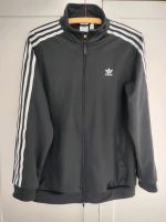 Adidas 3S Trainingsjacke, schwarz, Gr. 42, neuwertig, Stehkragen Nordrhein-Westfalen - Sonsbeck Vorschau