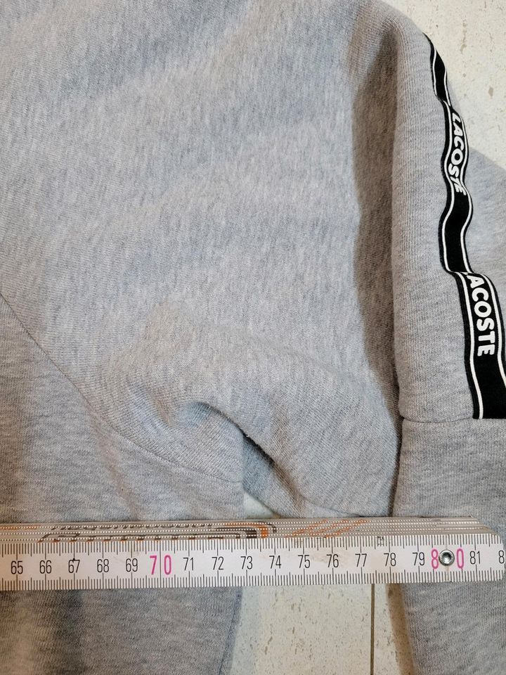 100% original Lacoste Pullover 3XL eher XXL in Berlin