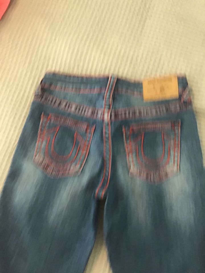 Mädchen Jeans Bermuda Shorts True Religion neu Gr. 12, 146/152 in Glashütten